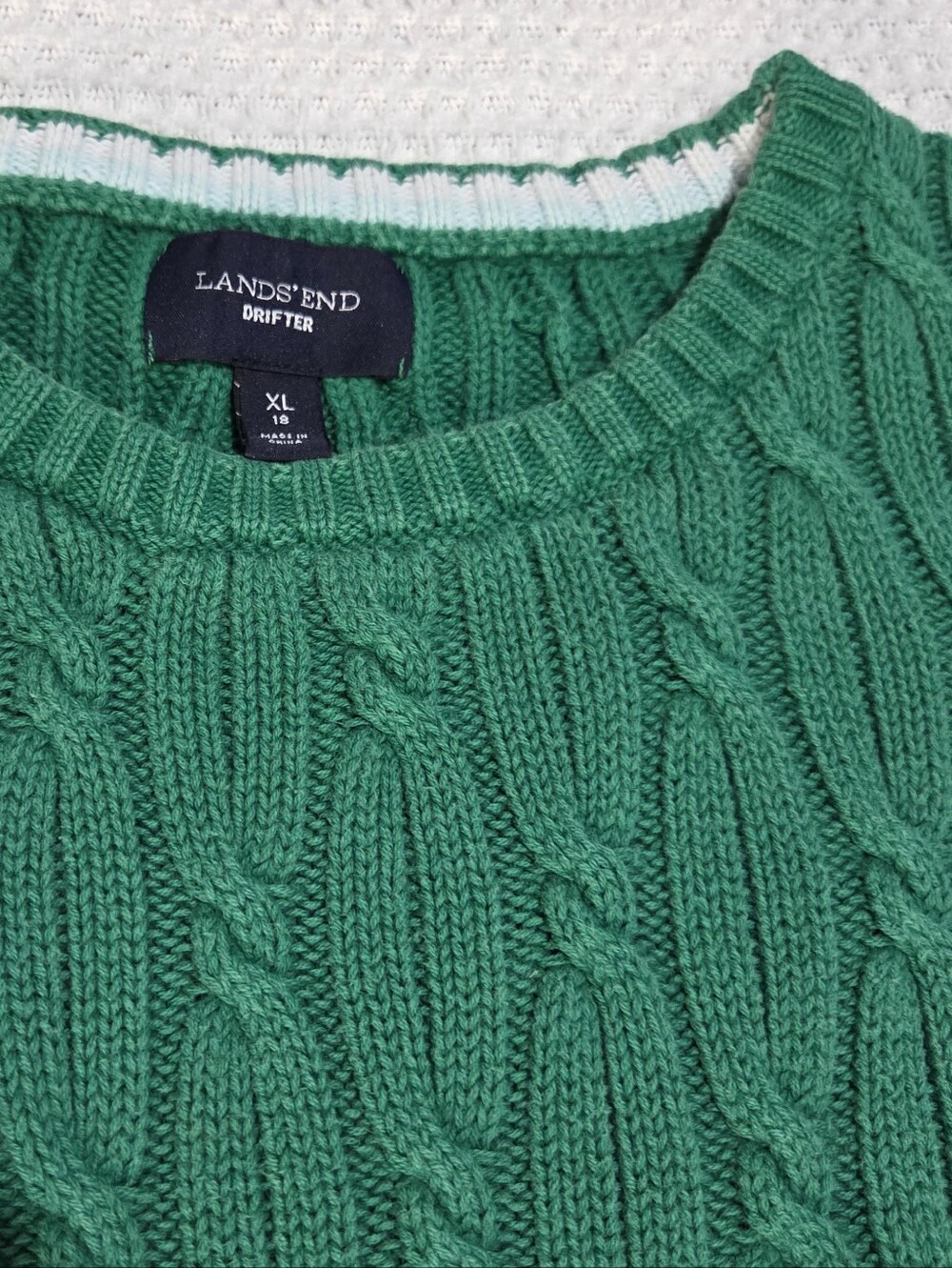 Lands End Sweater Size XL - Picture 3 of 4